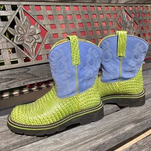 Fat baby ariat boots